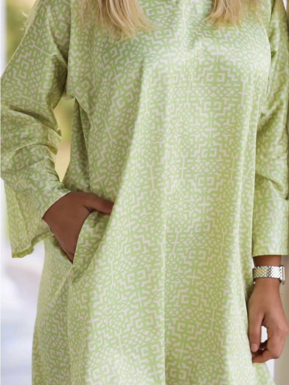 🎉🎉 SATURDAY SPECIAL 🎉🎉Soirée the Label. Lime green satin silk caftan dress-XL - Picture 3 of 16